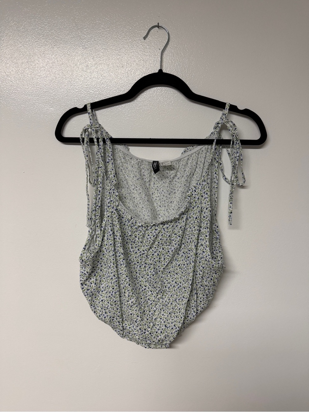Divided White Floral Tie-Strap Cropped Camisole